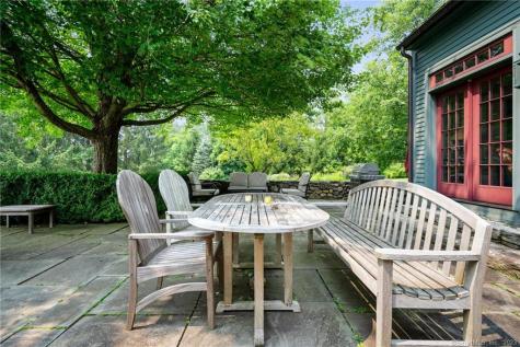 35 Northrop Street Bridgewater CT 06752