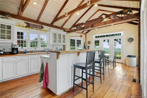 35 Northrop Street Bridgewater CT 06752