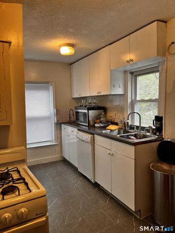 172 Beacon Street Hartford CT 06105