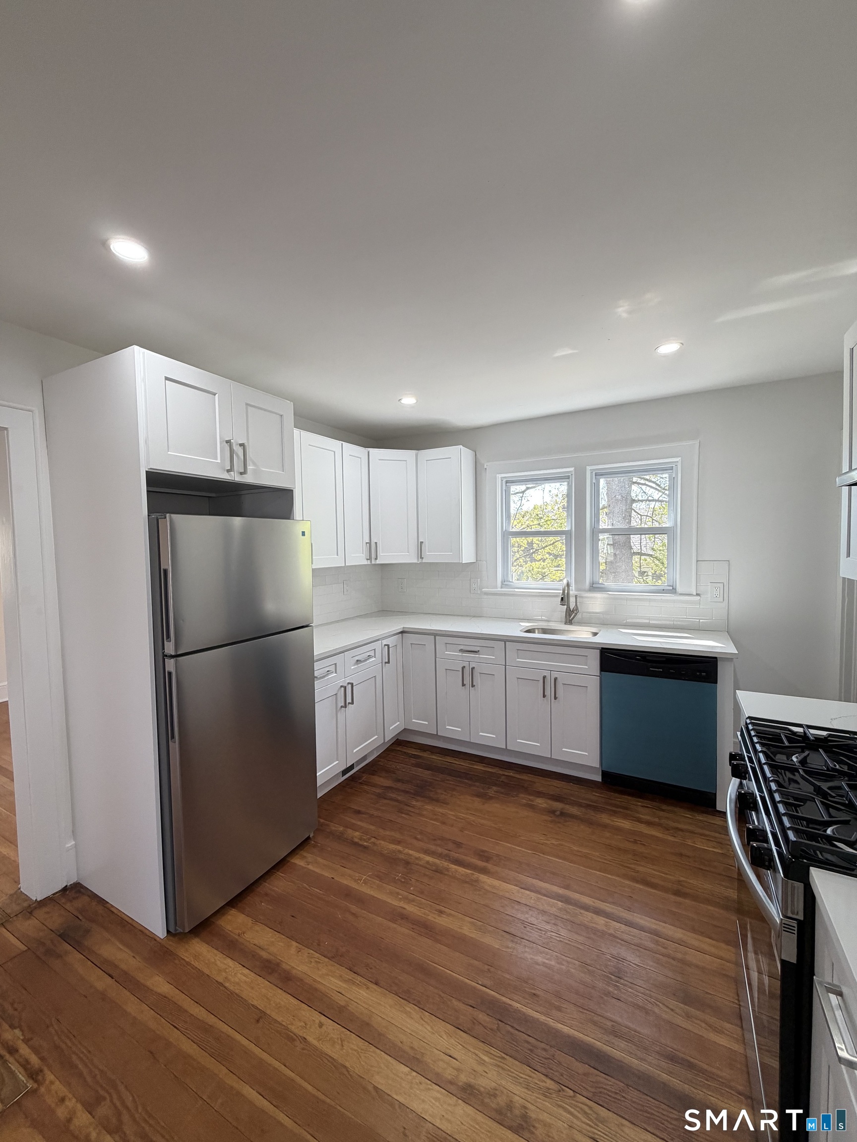 234 Savoy Street Bridgeport CT 06606