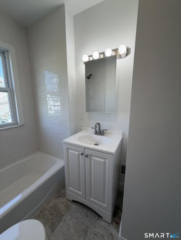 234 Savoy Street Bridgeport CT 06606