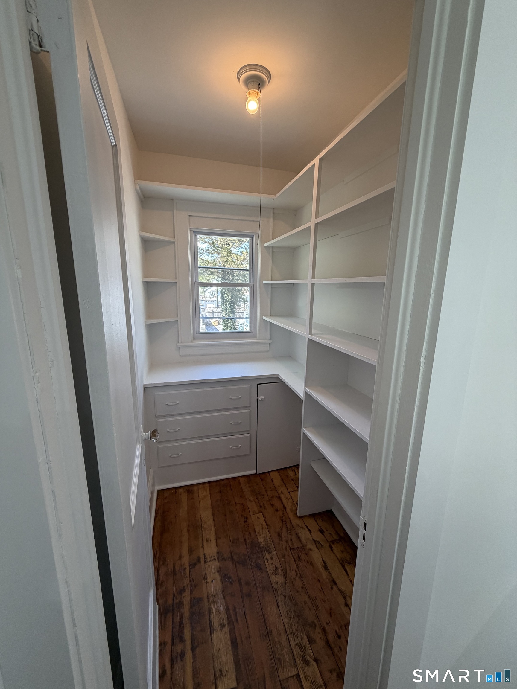 234 Savoy Street Bridgeport CT 06606