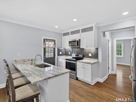 6 Harbor Parkway Clinton CT 06413