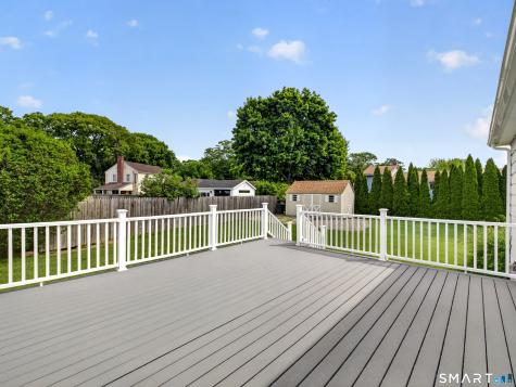 6 Harbor Parkway Clinton CT 06413