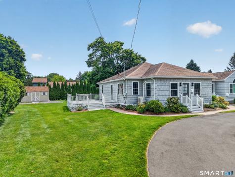 6 Harbor Parkway Clinton CT 06413