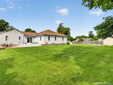 6 Harbor Parkway Clinton CT 06413