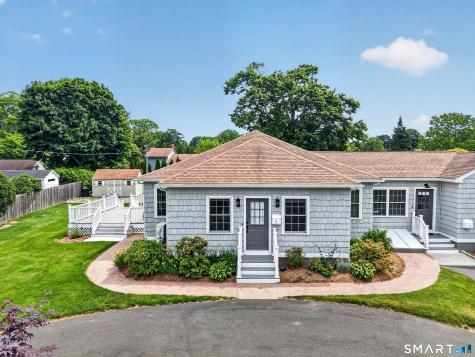 6 Harbor Parkway Clinton CT 06413