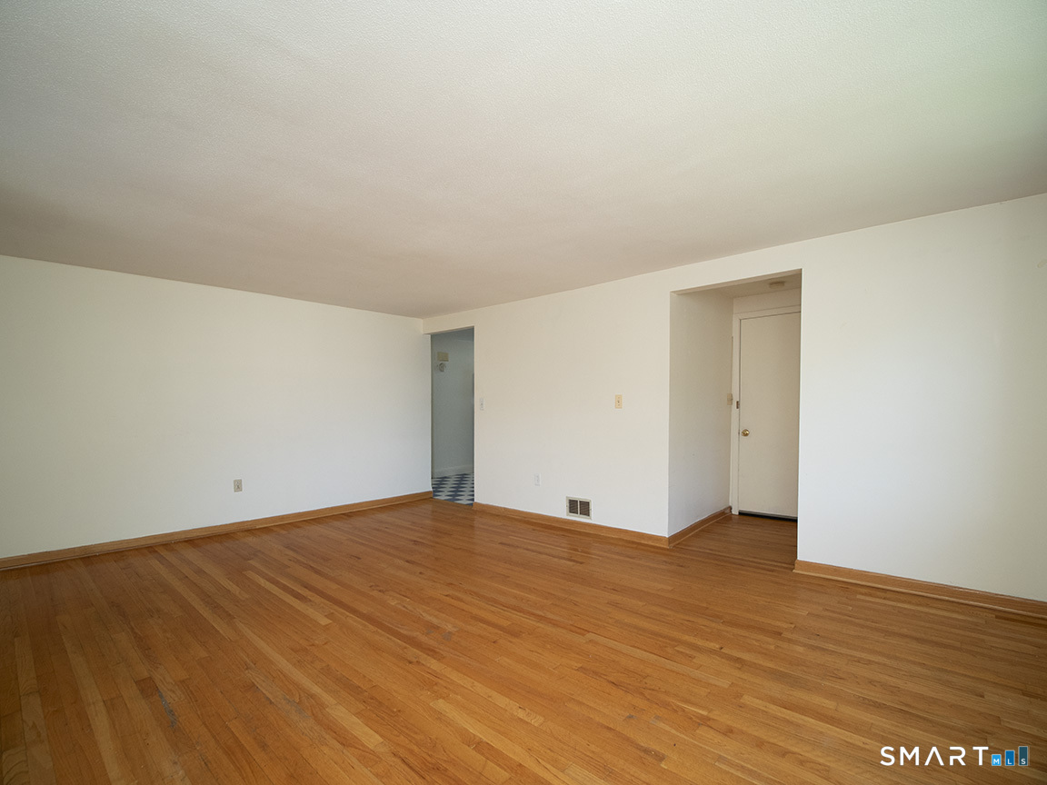 38 Landin Street Woodbridge CT 06525