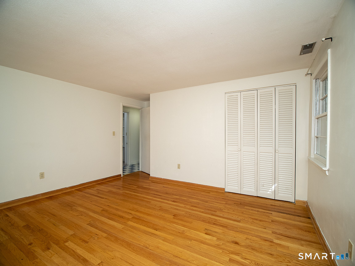 38 Landin Street Woodbridge CT 06525