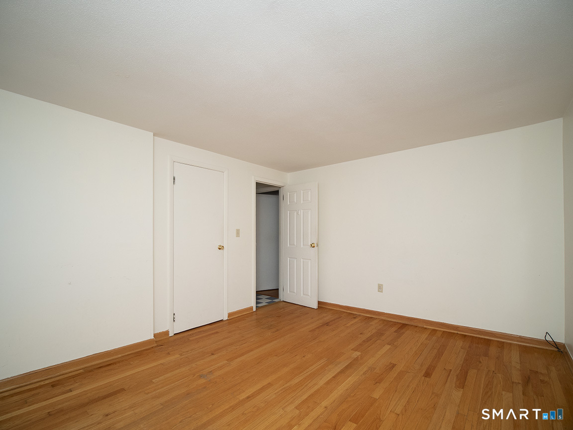 38 Landin Street Woodbridge CT 06525