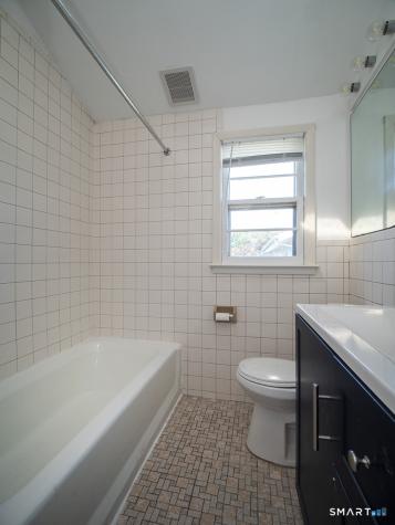 38 Landin Street Woodbridge CT 06525