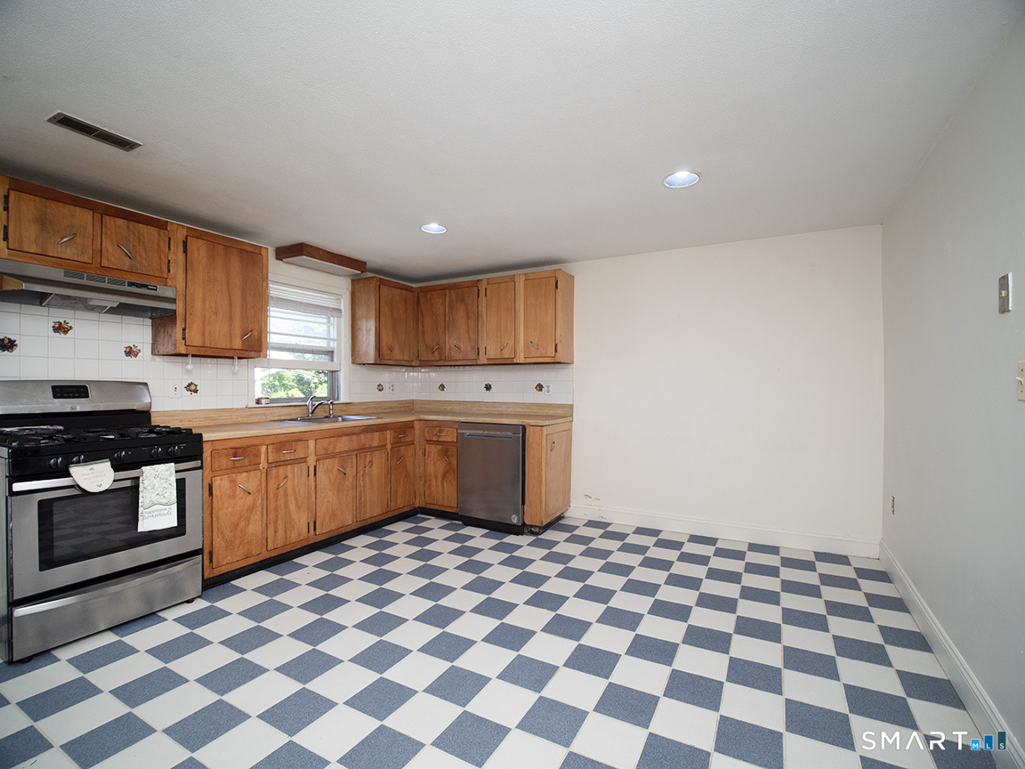 38 Landin Street Woodbridge CT 06525