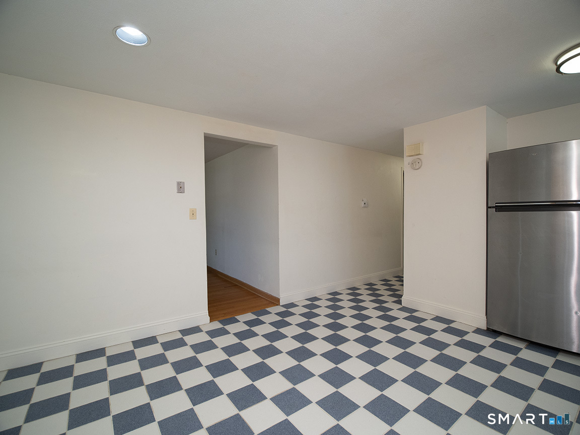 38 Landin Street Woodbridge CT 06525