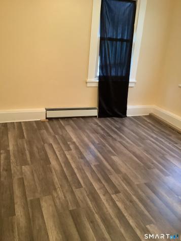 105 Camptown Avenue Derby CT 06418
