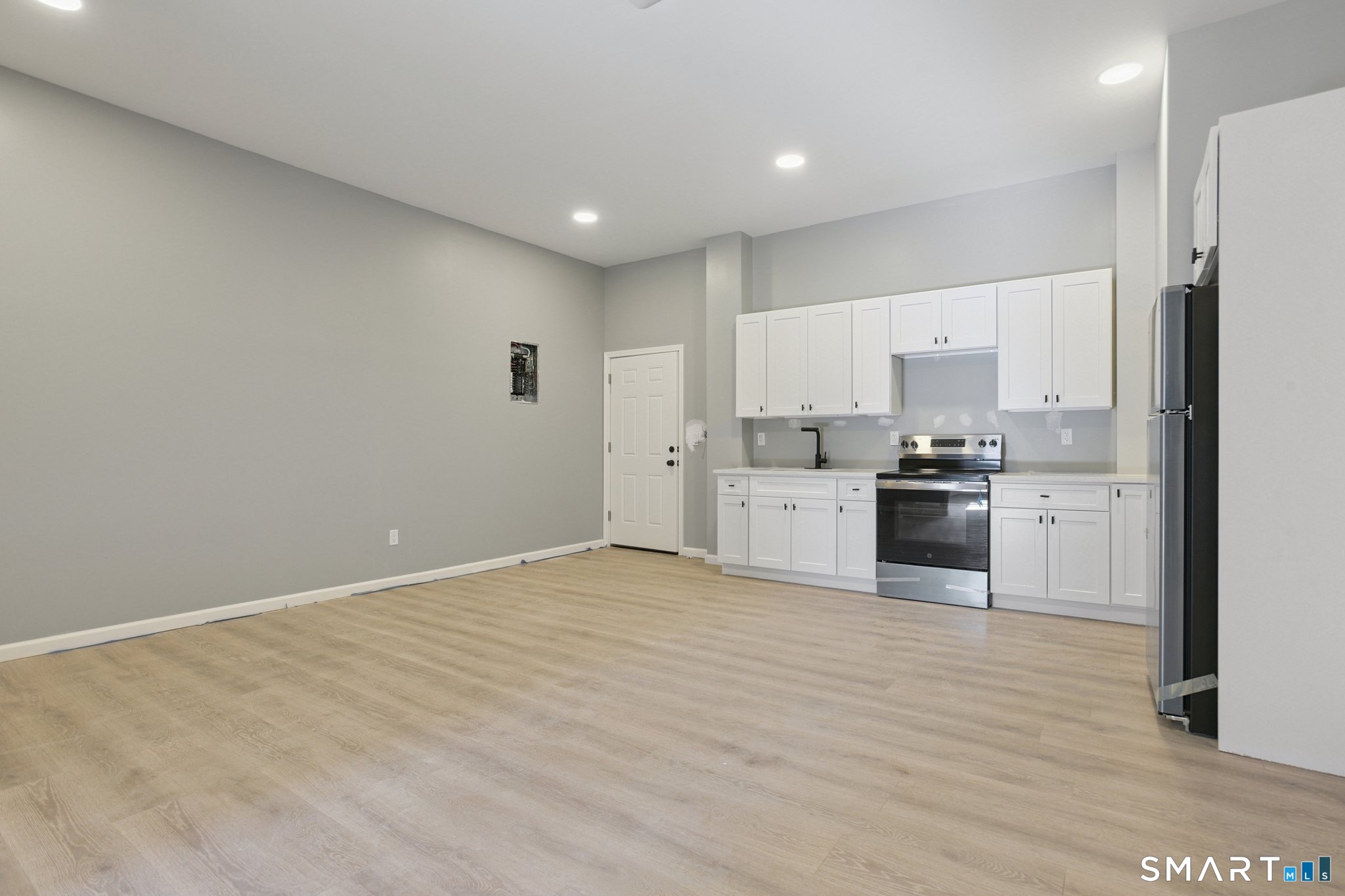 215 Bank Street New London CT 06320