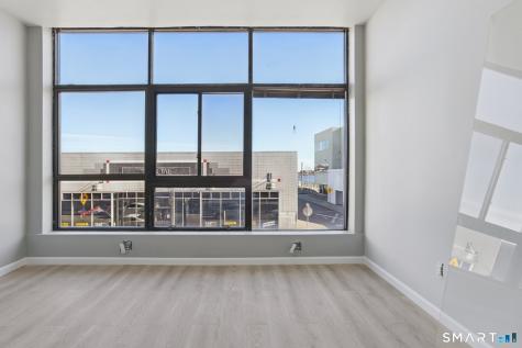 215 Bank Street New London CT 06320