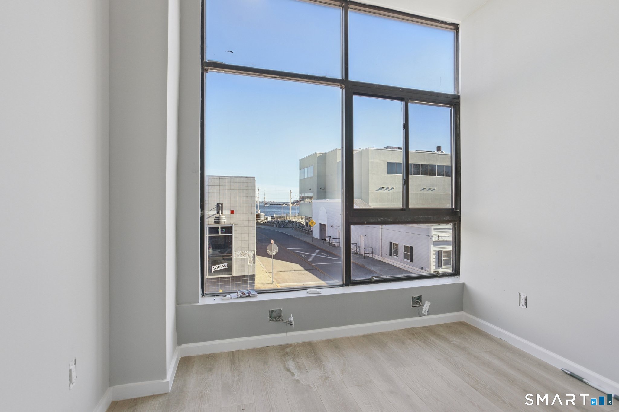 215 Bank Street New London CT 06320