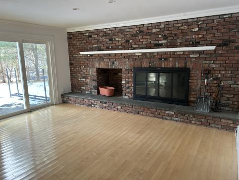 33 Loughran Avenue Stamford CT 06902