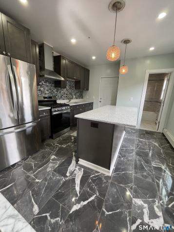 176 Pearl Street Waterbury CT 06704