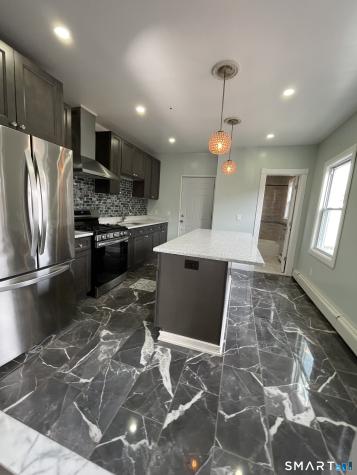 176 Pearl Street Waterbury CT 06704