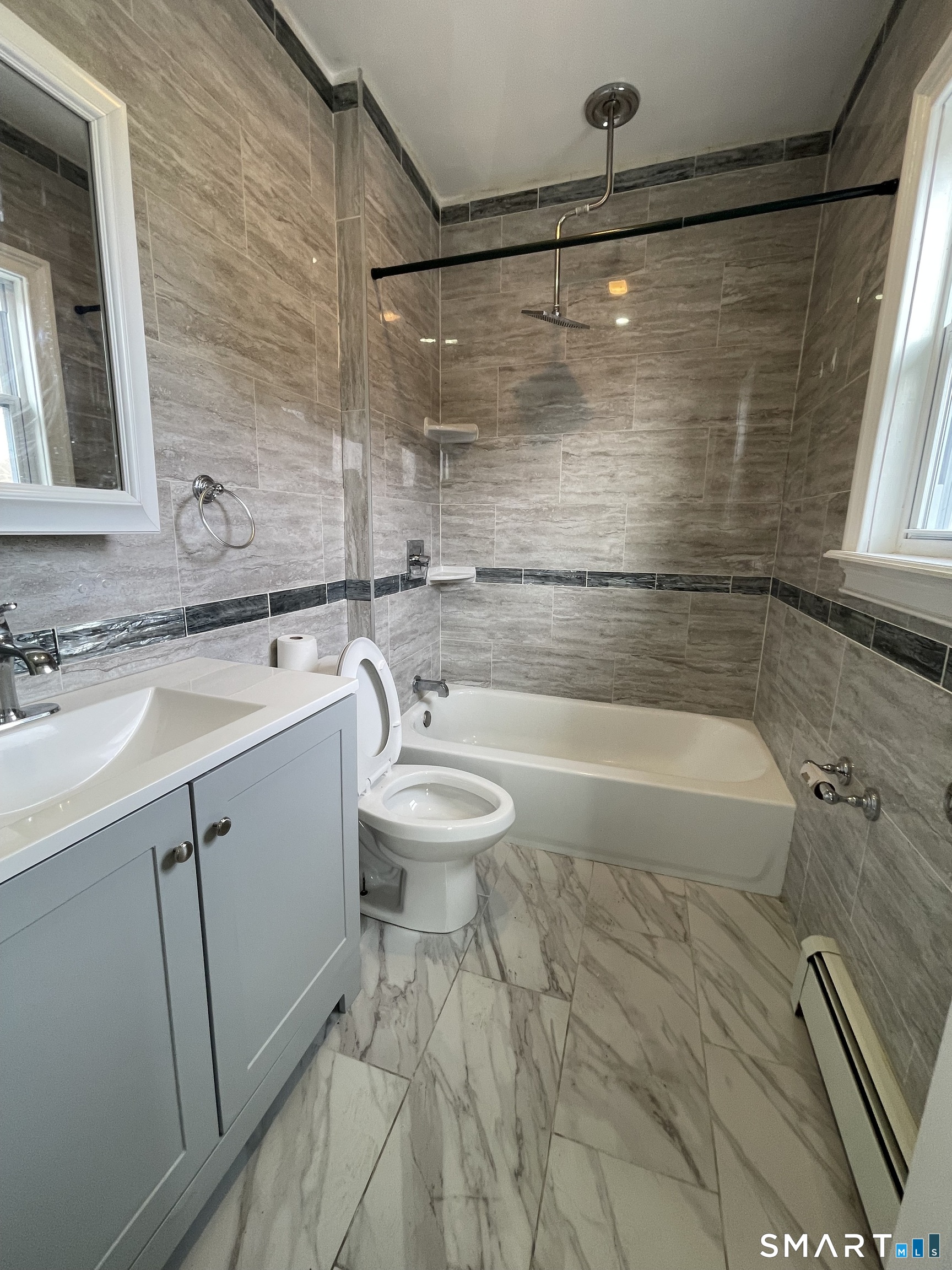 176 Pearl Street Waterbury CT 06704