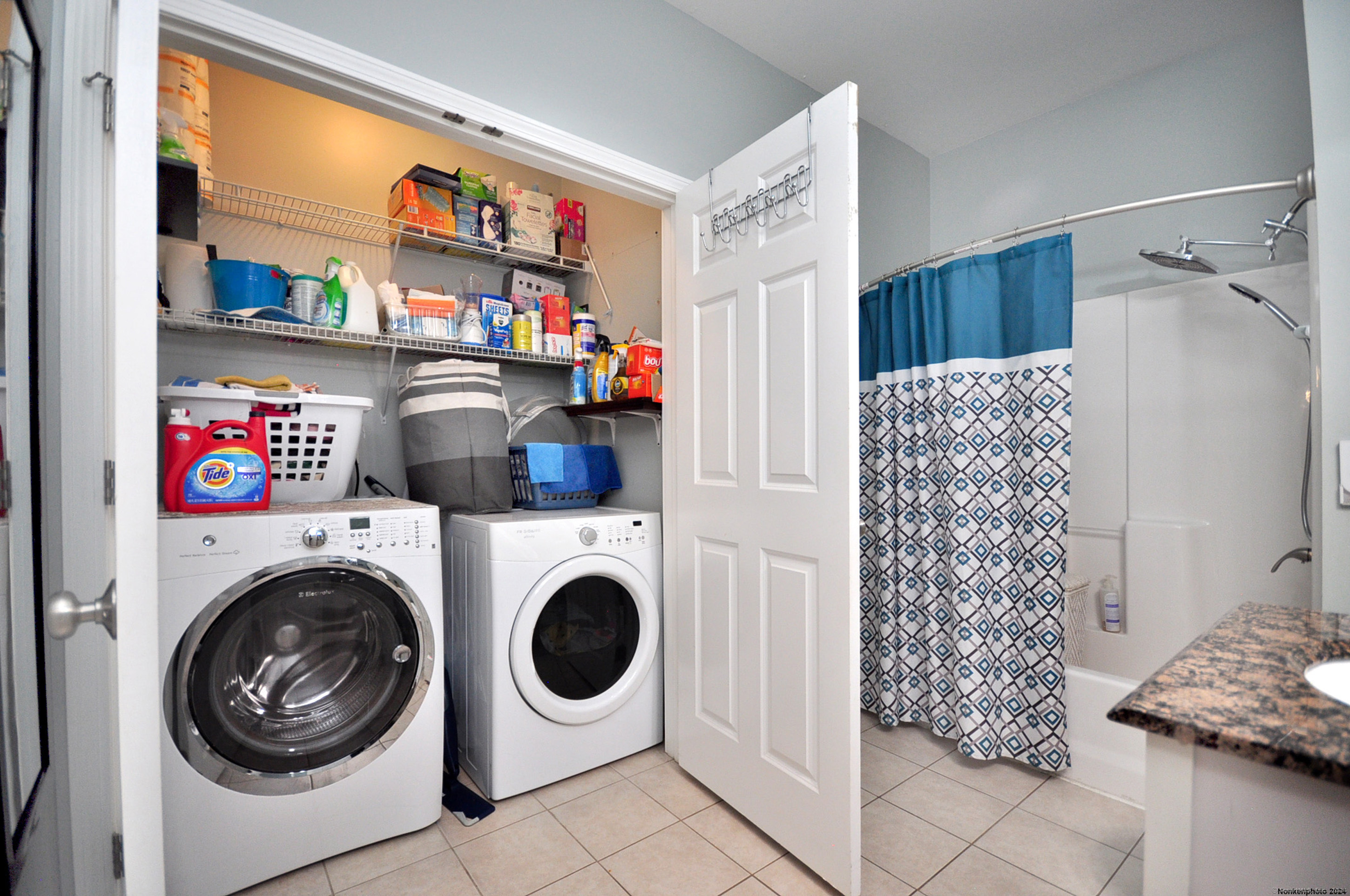 1 Katherine Way Ellington CT 06029