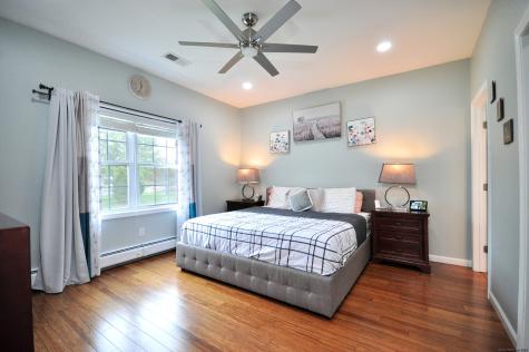 1 Katherine Way Ellington CT 06029