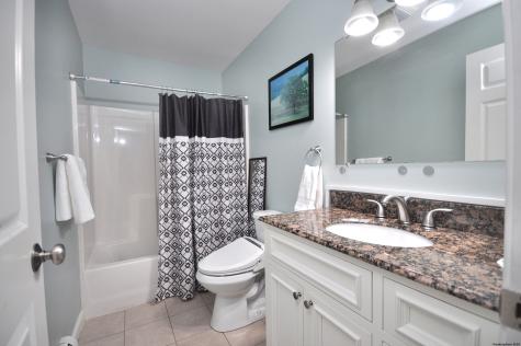 1 Katherine Way Ellington CT 06029