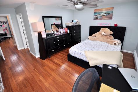 1 Katherine Way Ellington CT 06029