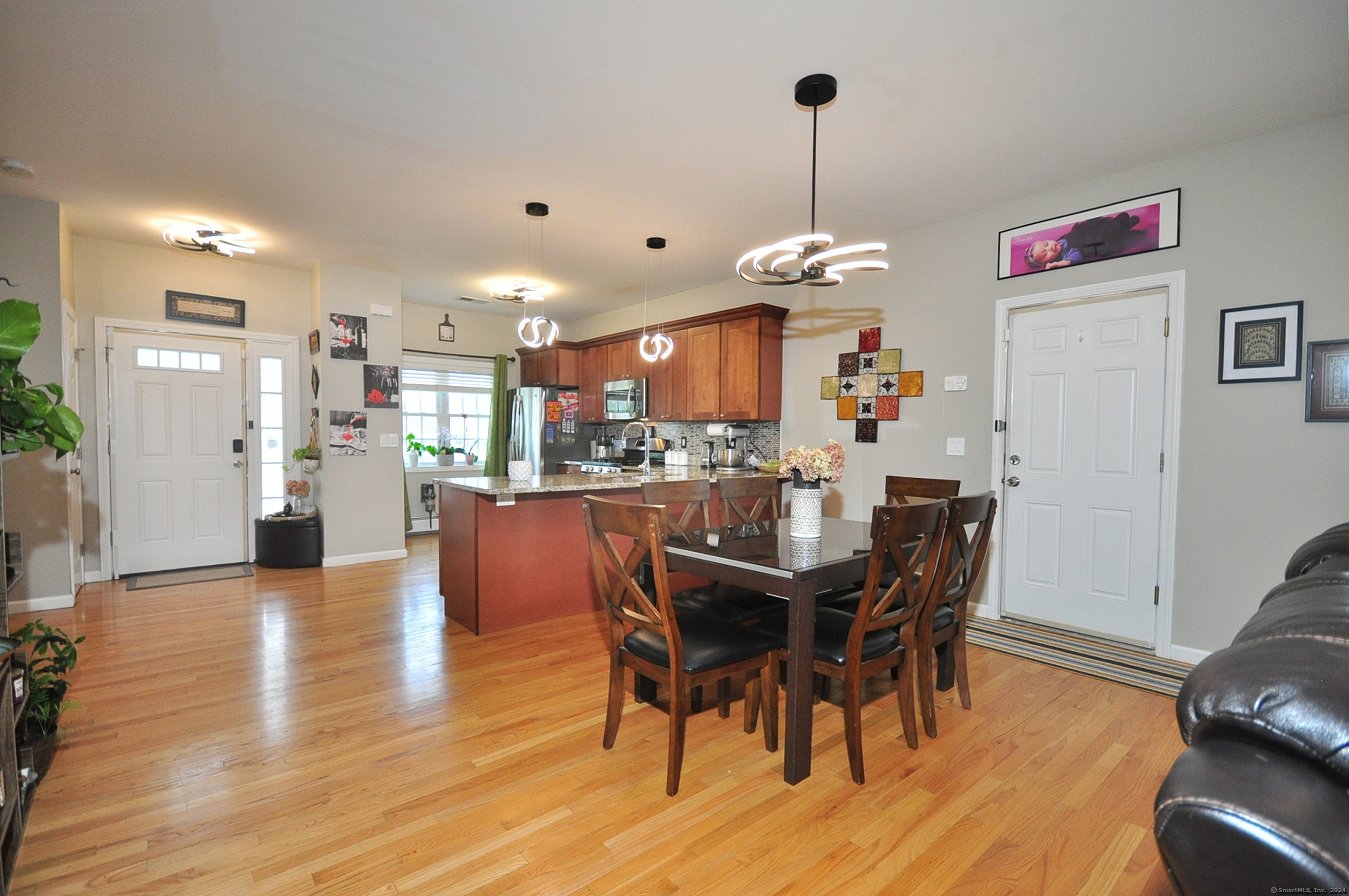 1 Katherine Way Ellington CT 06029