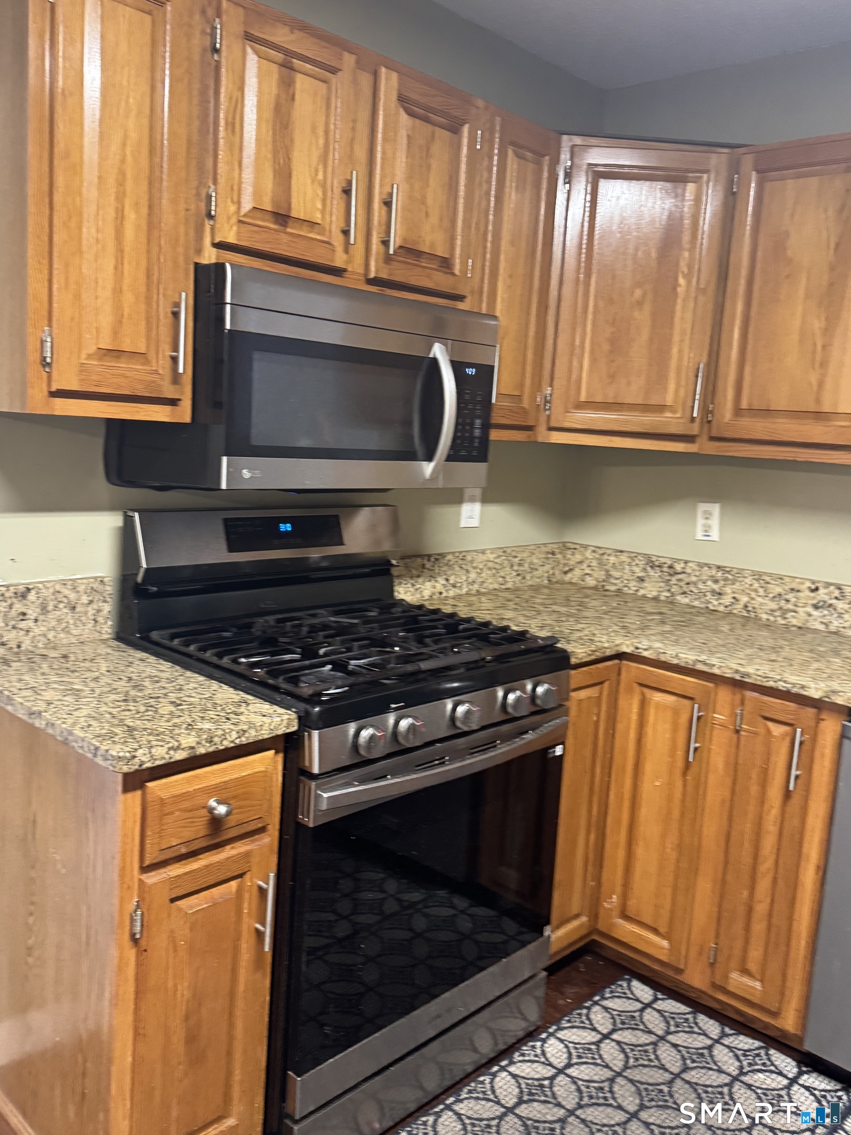 7 Bittersweet Lane South Windsor CT 06074