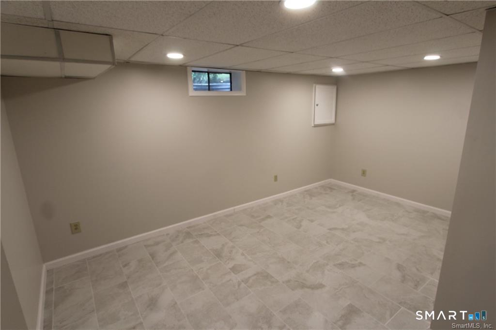 7 Bittersweet Lane South Windsor CT 06074