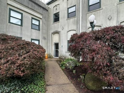 14 Judd Square Wallingford CT 06492