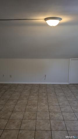 657 Naugatuck Avenue Milford CT 06461