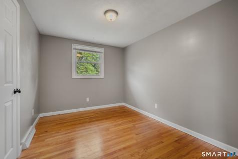 3 Hilltop Terrace Waterford CT 06385