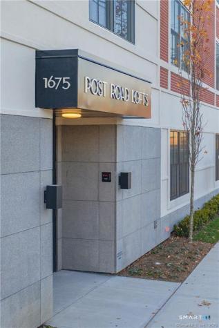 1675 Post Road Fairfield CT 06824