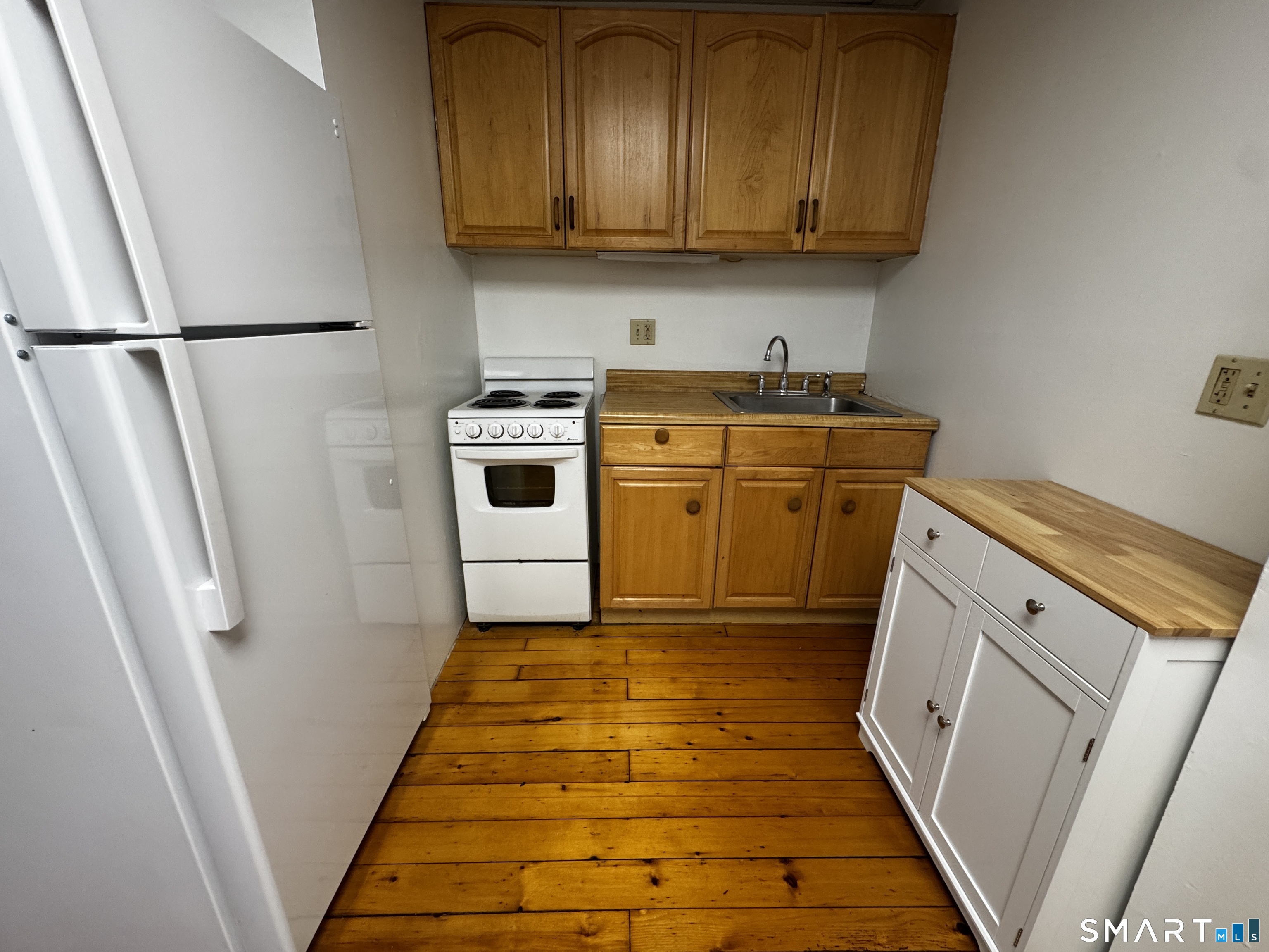 104 High Street Enfield CT 06082