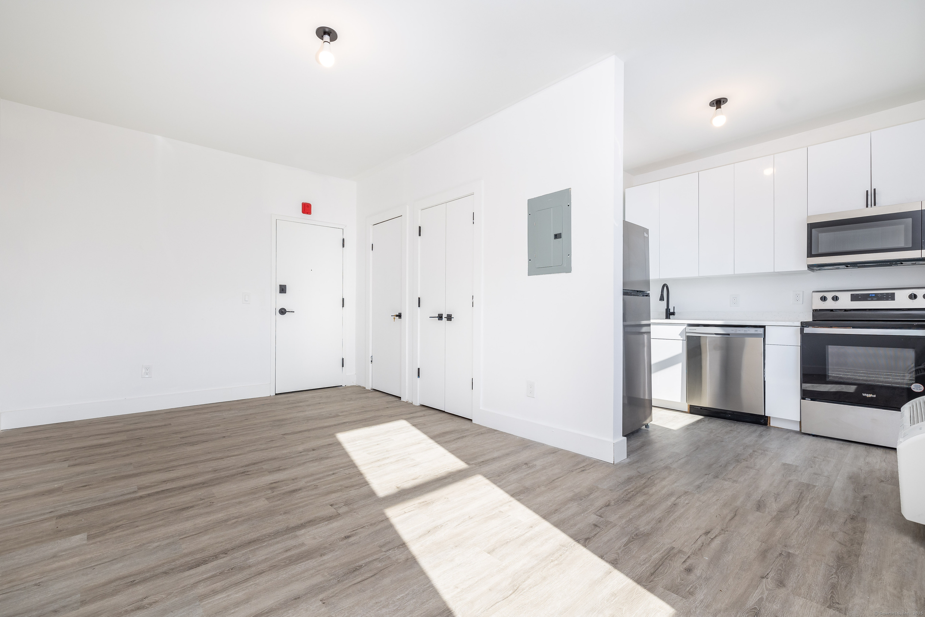 1252 Main Street East Hartford CT 06108