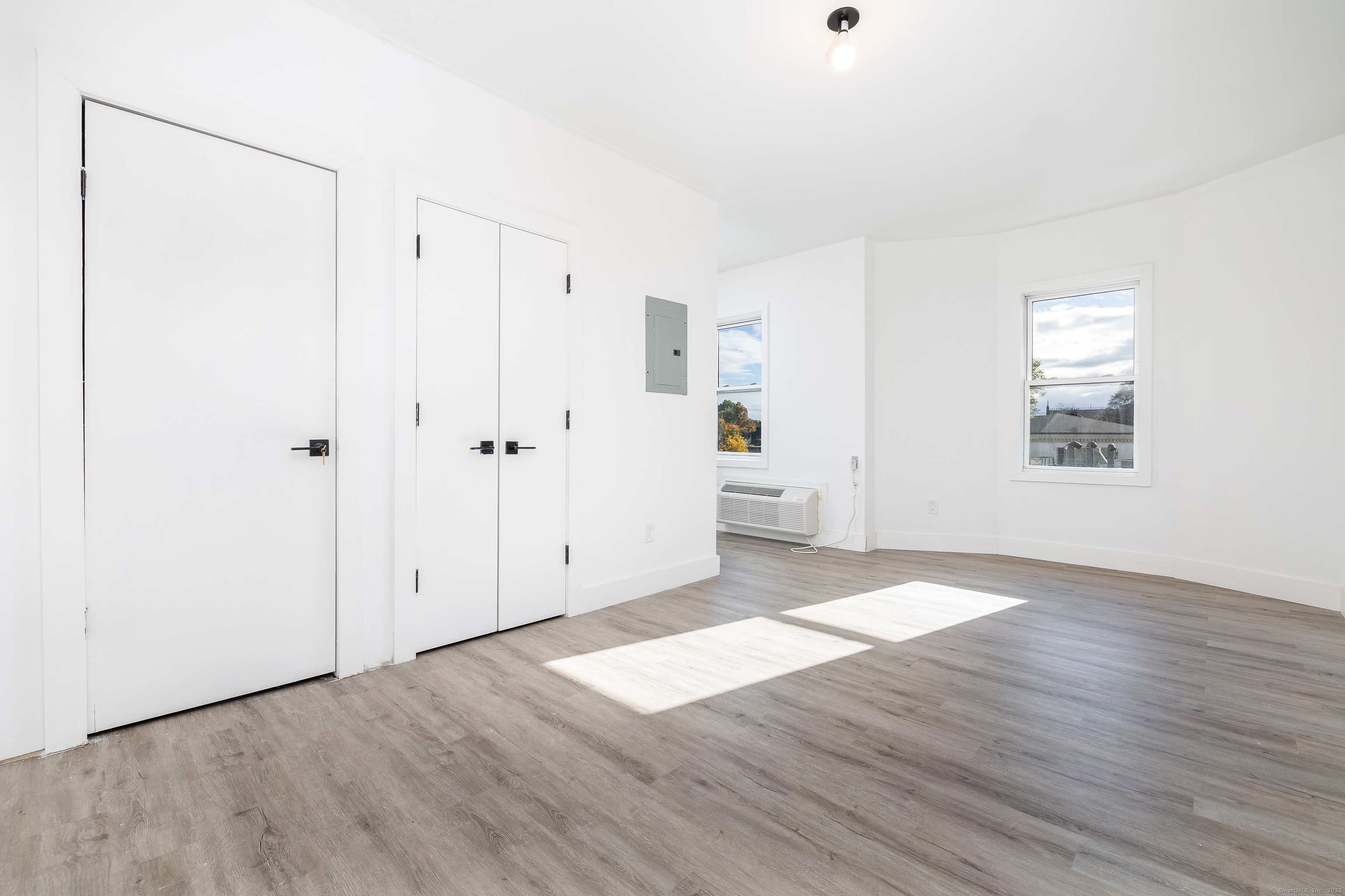 1252 Main Street East Hartford CT 06108