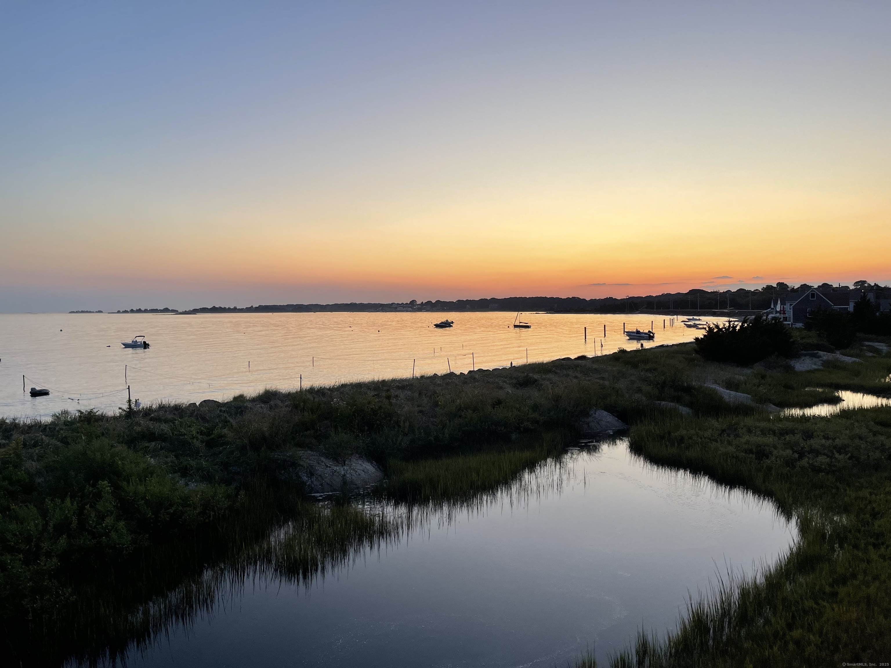 14 Oak Street Stonington CT 06378