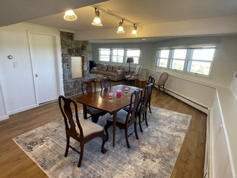 14 Oak Street Stonington CT 06378