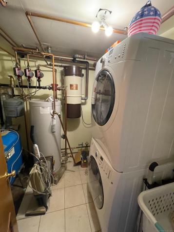 14 Oak Street Stonington CT 06378