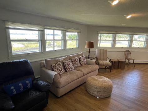 14 Oak Street Stonington CT 06378