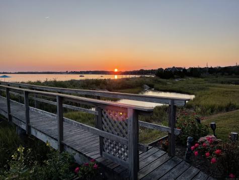 14 Oak Street Stonington CT 06378