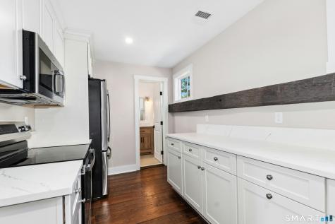7 Ivy Hill Road Ridgefield CT 06877