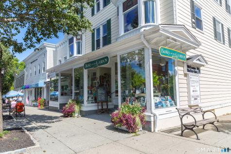 7 Ivy Hill Road Ridgefield CT 06877