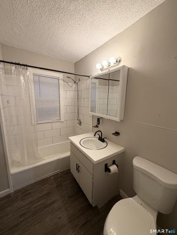 6-8 Fuller Avenue East Hartford CT 06108