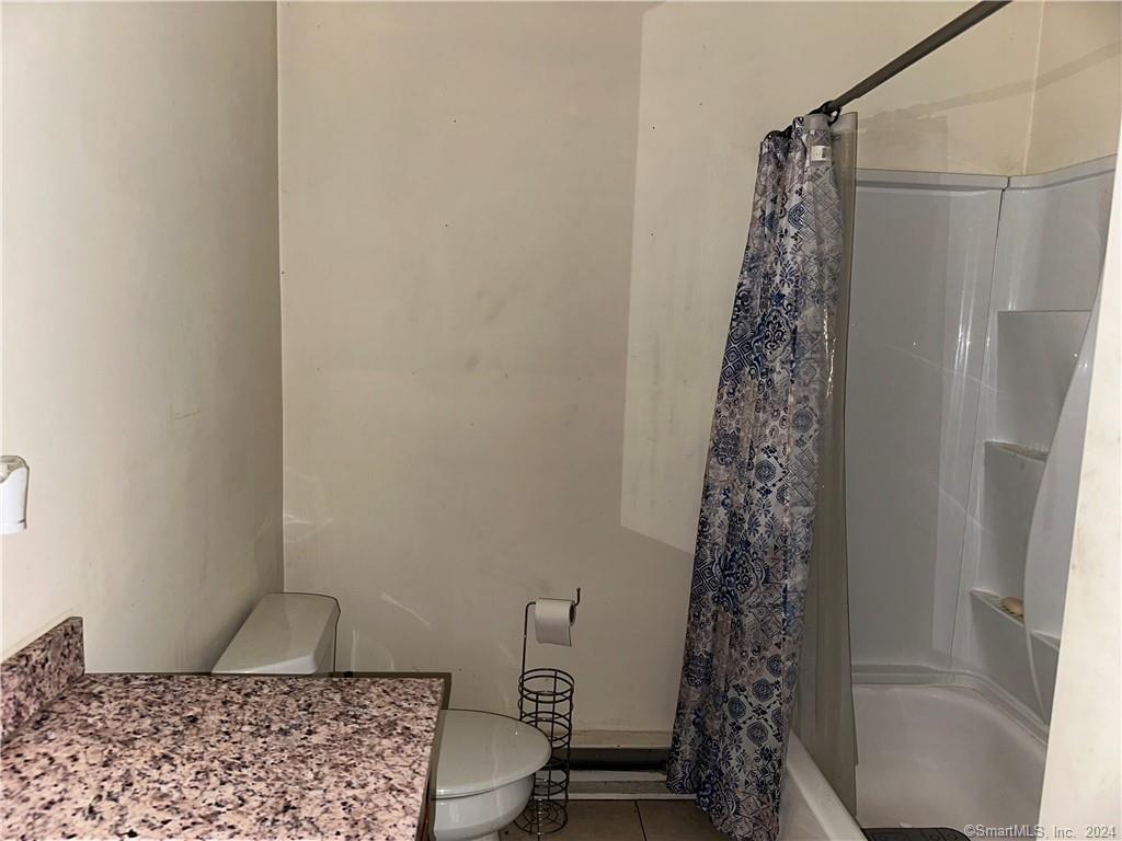 48 Elmview Circle Waterbury CT 06708