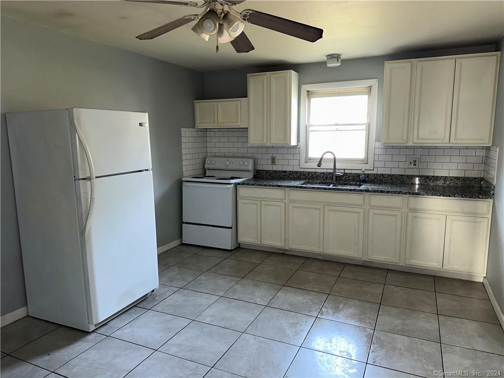 48 Elmview Circle Waterbury CT 06708