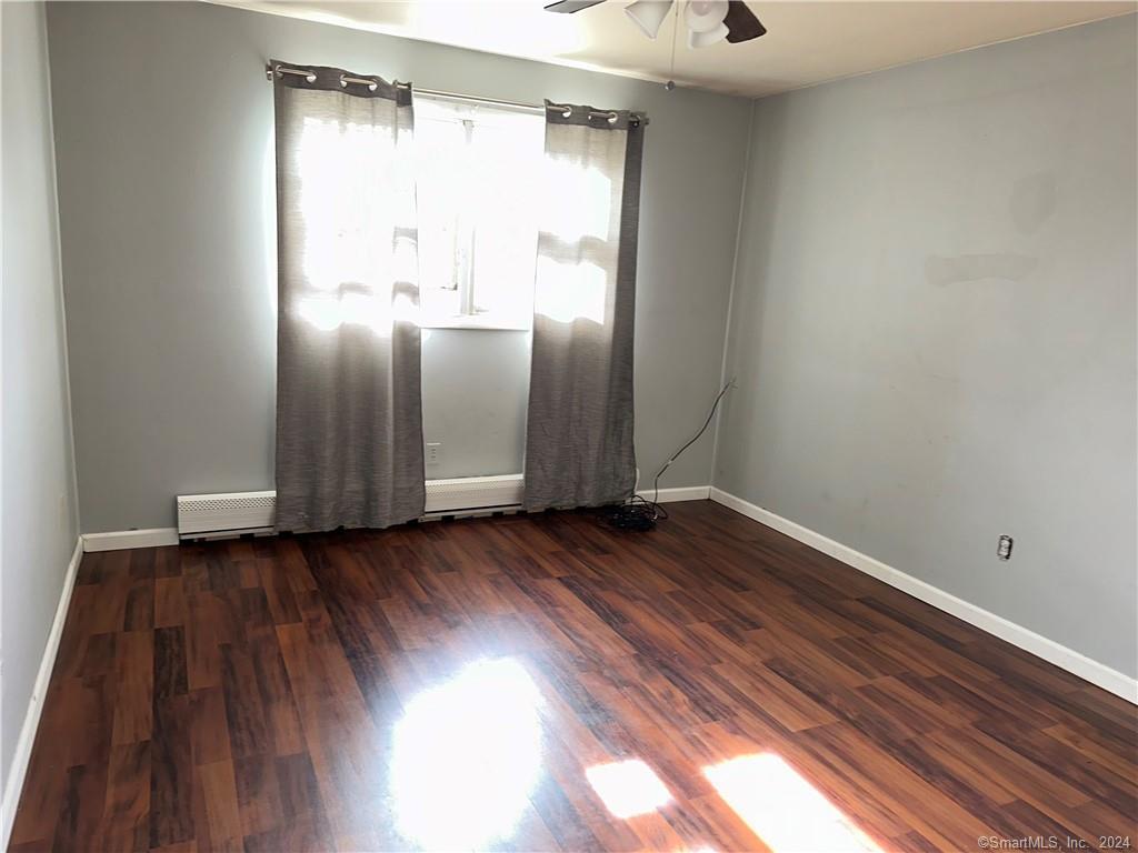 48 Elmview Circle Waterbury CT 06708